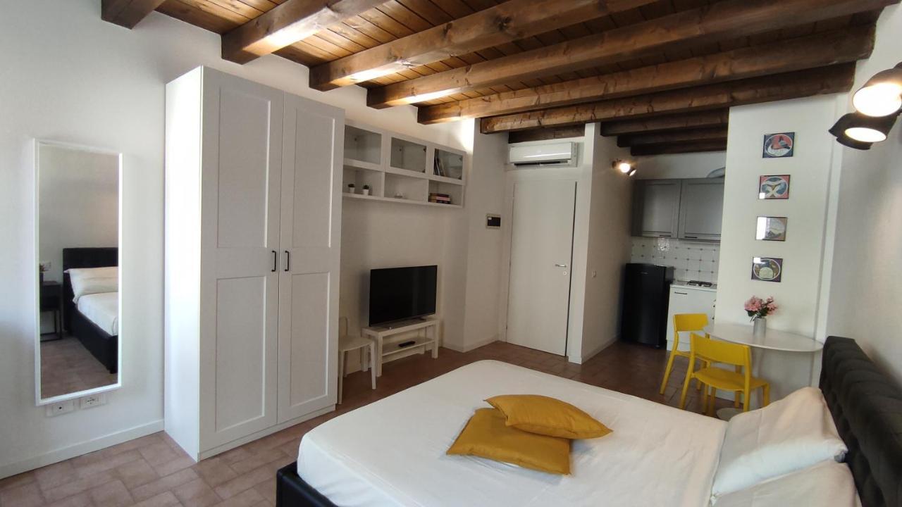 El Postesin Apartment Верона Екстериор снимка